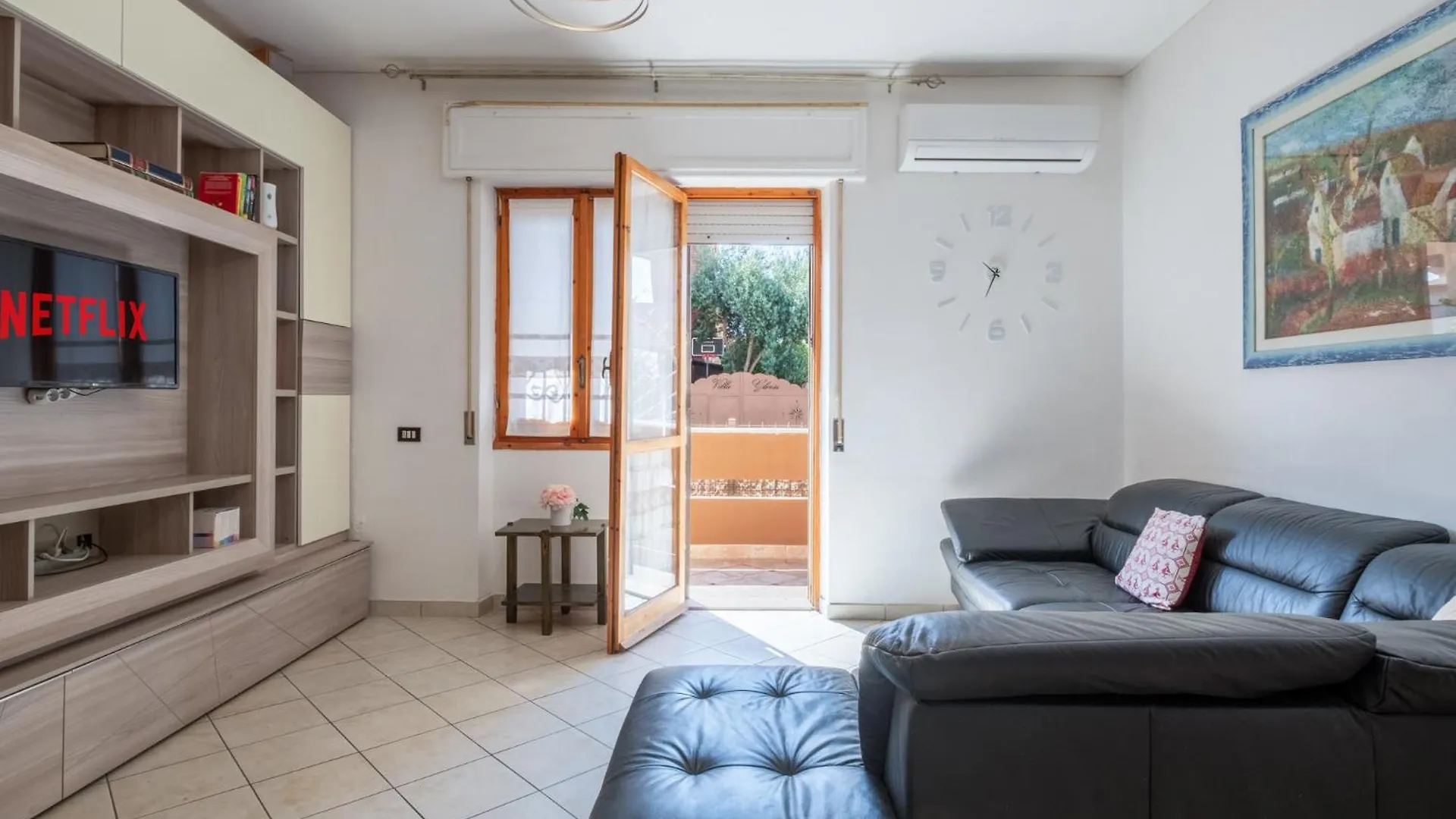 Apartment 5 Minuti Dal Mare E Parco Naturale- Casa Moderna Con Veranda Quartu Sant'Elena Italy